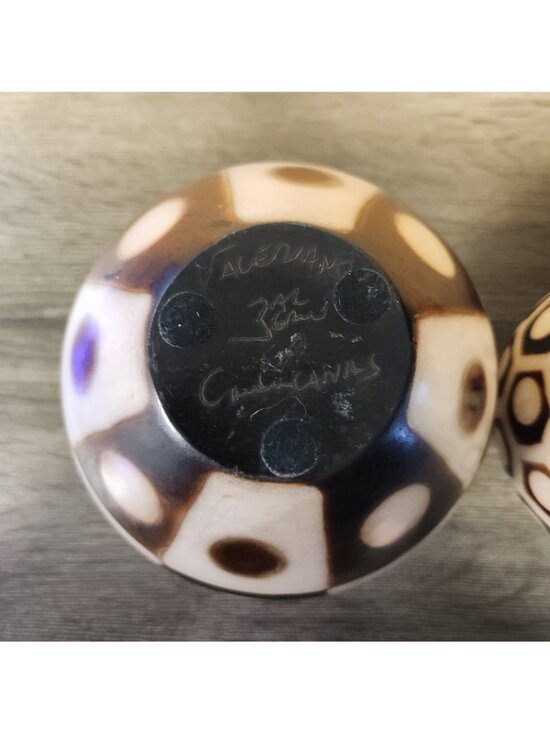 Vintage Peru Chulucanas Handmade Abstract Pottery Vases Signed Valeriano Paz (2) - Picture 8 of 11